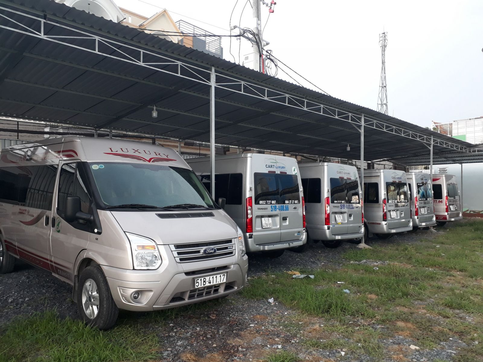 thue xe 16 cho ford transit di tien giang