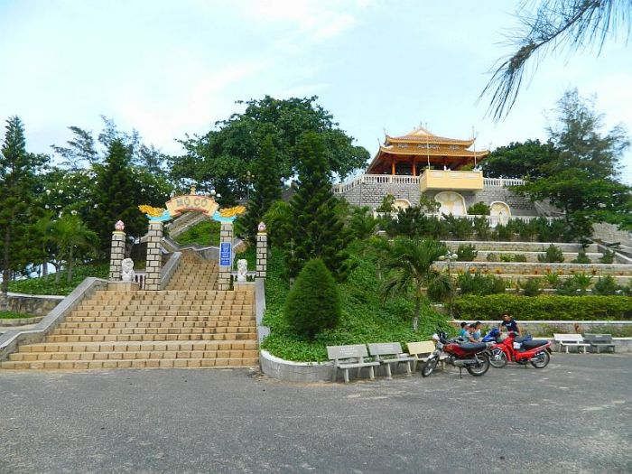 Mộ Cô Long Hải, địa danh linh thiêng gắn liền với tín ngưỡng dân gian