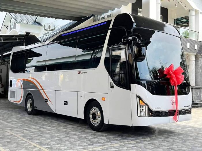 Dòng xe 29 chỗ Huyndai Tracomeco êm ái rộng rãi