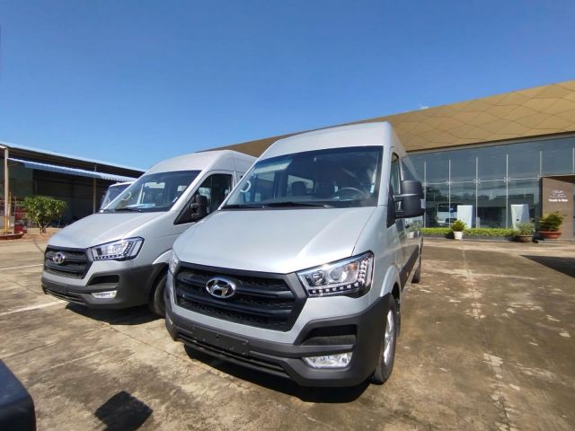 thuê xe 16 chỗ solati đời mới hiện đại, xe có tài trọn gói